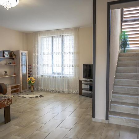 Къща За Гости „Жоро И Дани “ Villa Sapareva Banya Esterno foto