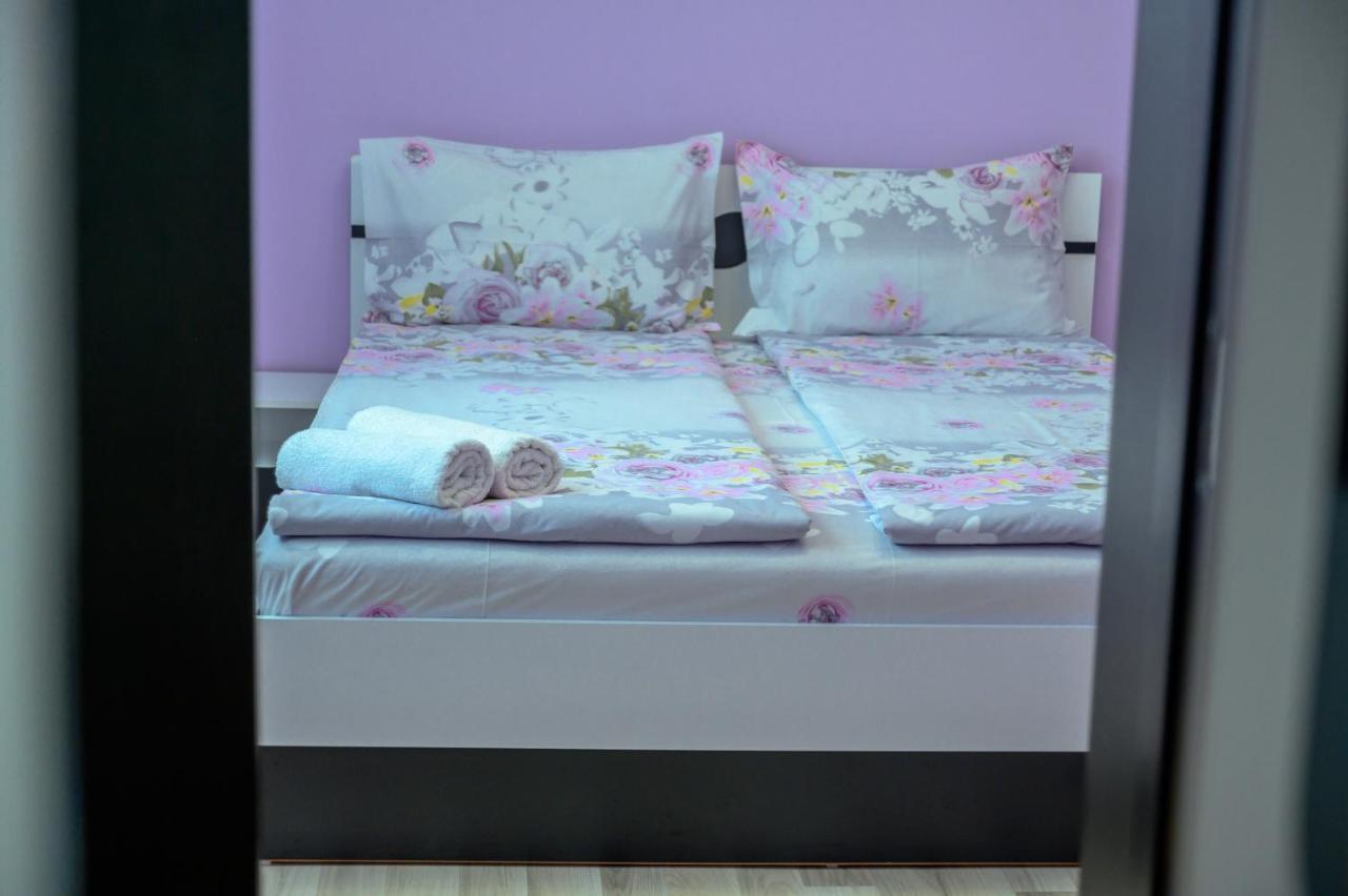 Къща За Гости „Жоро И Дани “ Villa Sapareva Banya Esterno foto